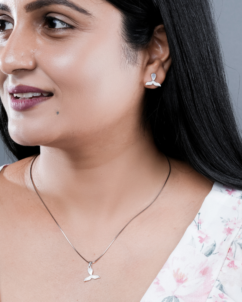 Oval Sterling Silver Pendant Set with Red Stone