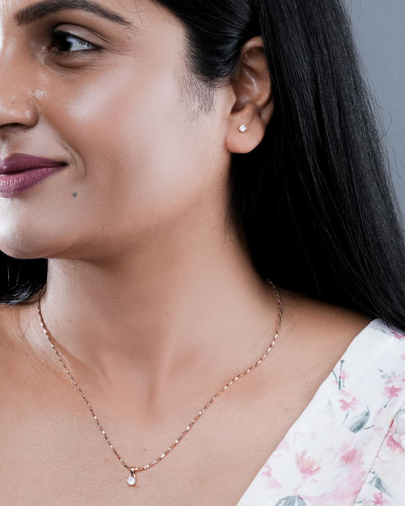 Small gold Pendant Set