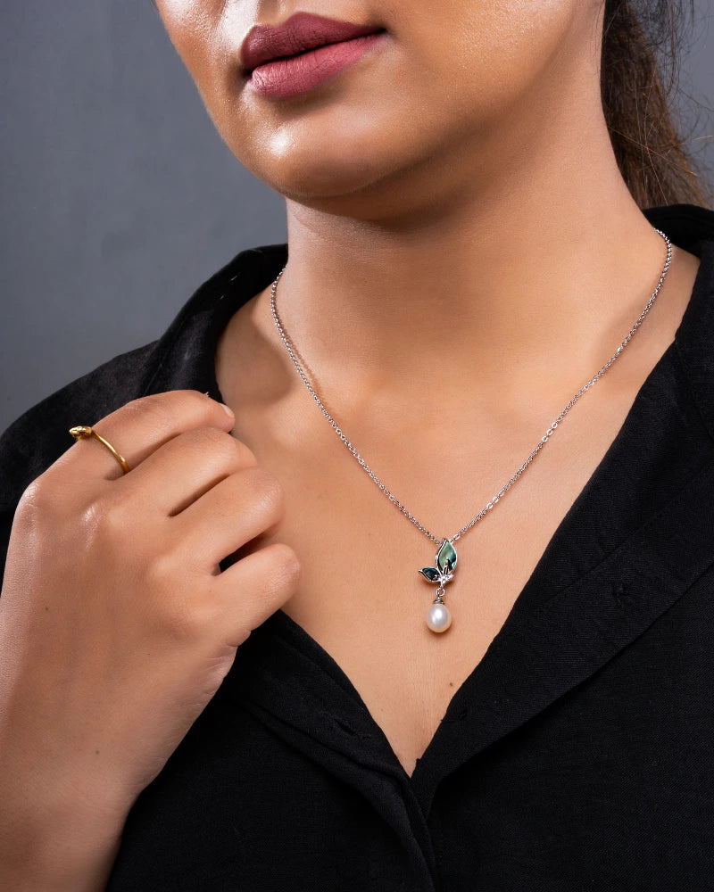 Silver Pendant Flutter
