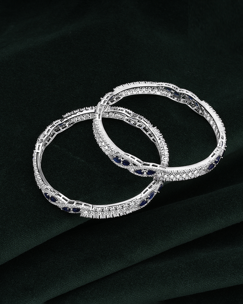 Vibrant Silver Bangle
