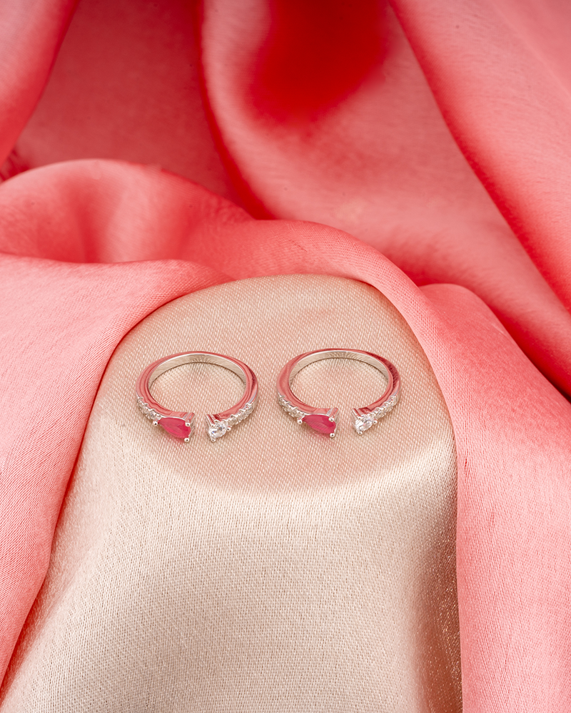 Rose Gold Ruby Accent Toering